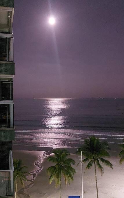 Apartamento Com Vista Mar Гуаружа Екстер'єр фото