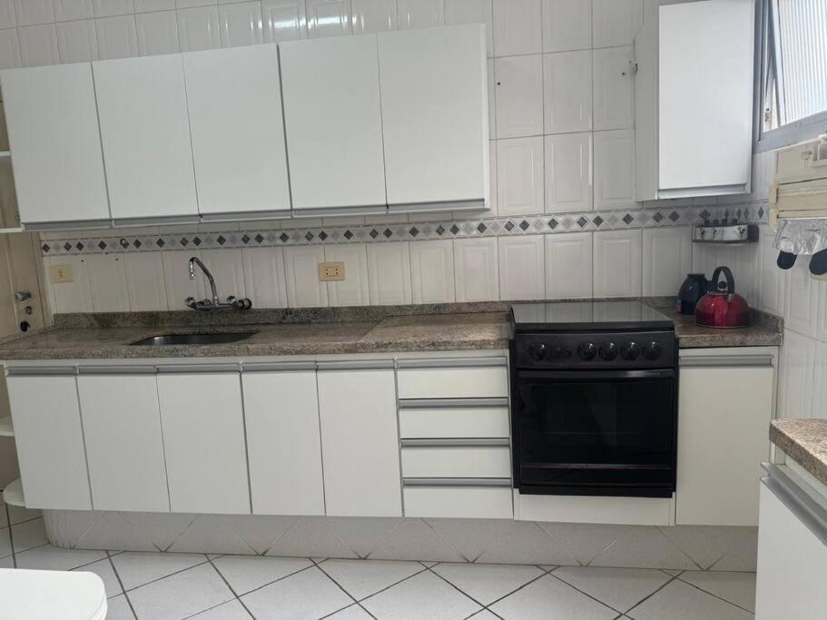 Apartamento Com Vista Mar Гуаружа Екстер'єр фото