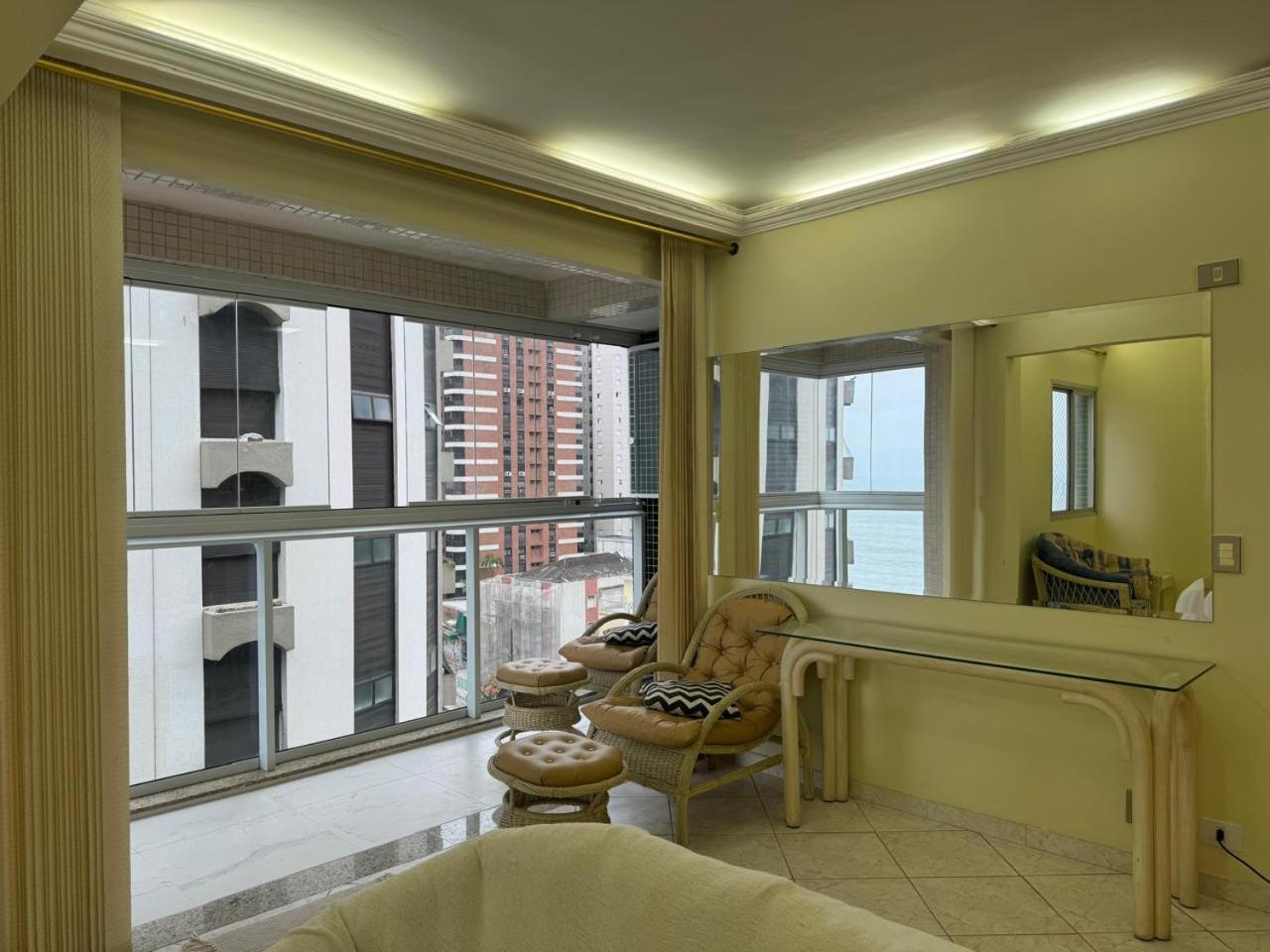 Apartamento Com Vista Mar Гуаружа Екстер'єр фото