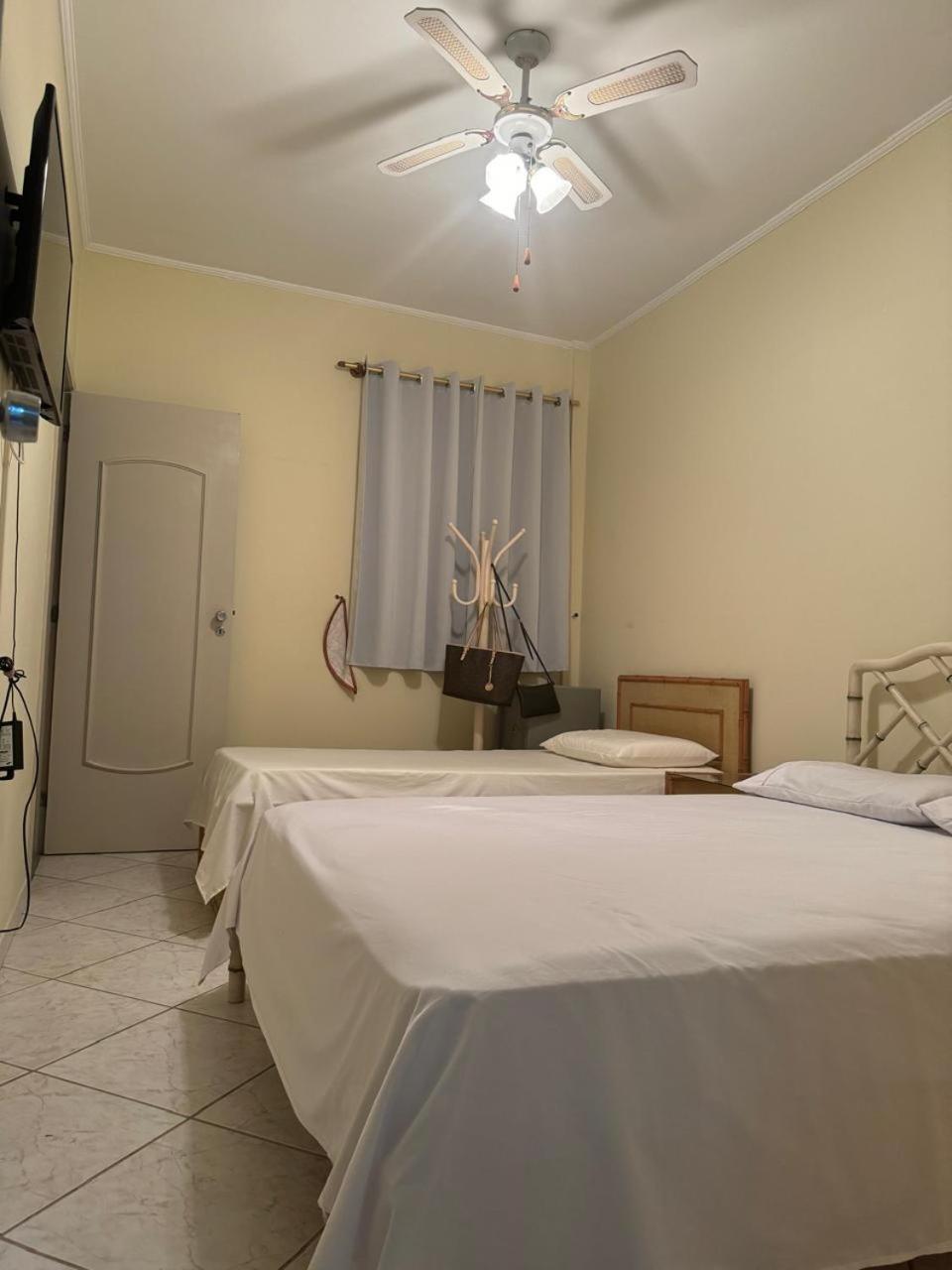 Apartamento Com Vista Mar Гуаружа Екстер'єр фото