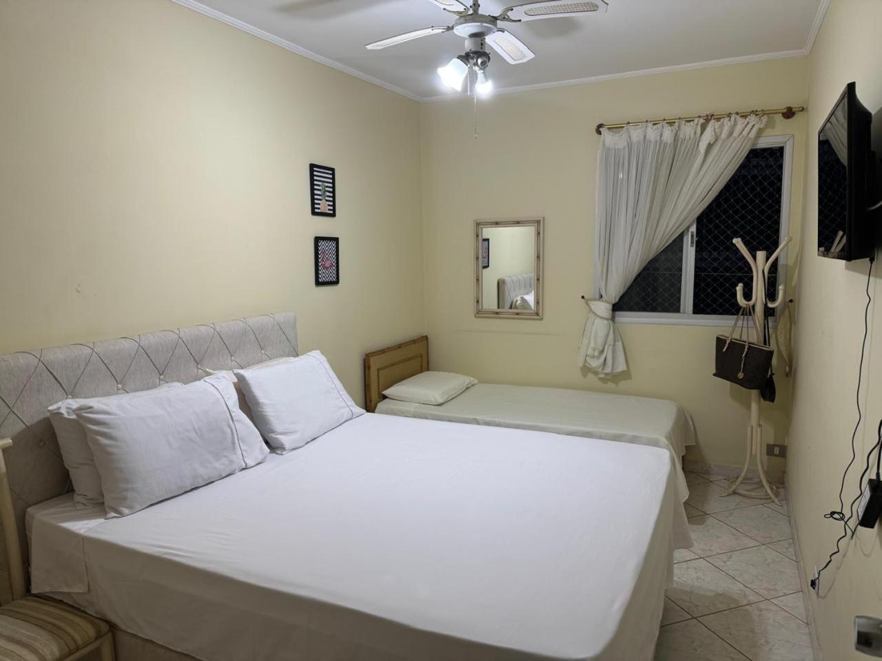 Apartamento Com Vista Mar Гуаружа Екстер'єр фото